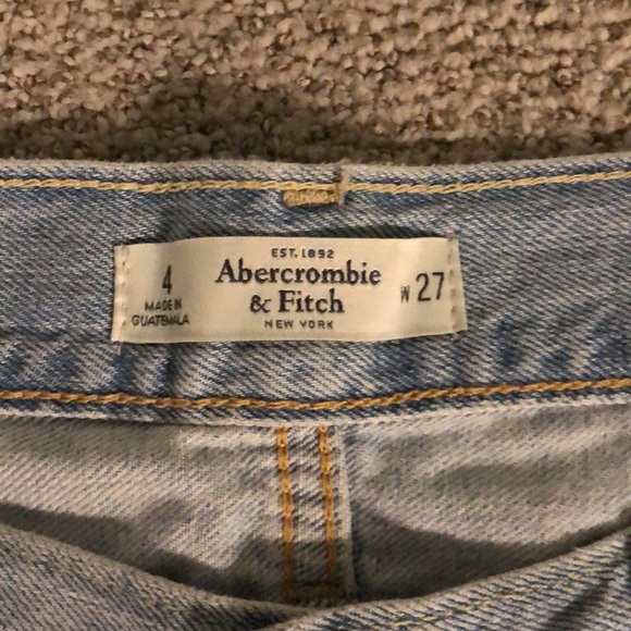 A&F Ripped Straight Jeans - Picture 4 of 4